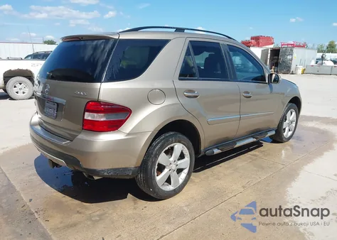2008 Mercedes-Benz Ml 320 Cdi 4Matic z USA, uszkodzony, nr VIN 4JGBB22E58A410060